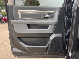2019 RAM 1500 CLASSIC CREW CAB LONE STAR PICKUP 4D 5 1/2 FT