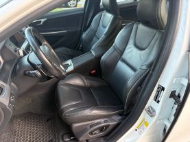 2017 VOLVO S60