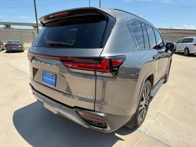 2024 LEXUS LX SUV V6, TWIN TURBO, 3.4 LITER LX 600 LUXURY SPORT UTILITY 4D