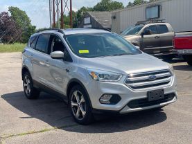 2017 FORD ESCAPE SUV 4-CYL, ECOBOOST, 1.5T SE SPORT UTILITY 4D