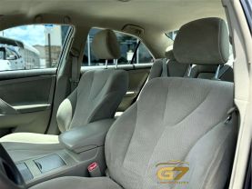 2010 Toyota Camry - Image 19