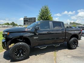 2020 Chevrolet Silverado 1500 Crew Cab Rst Pickup 4d 5 3/4 Ft - Image 3