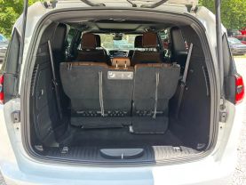 2021 CHRYSLER PACIFICA HYBRID VAN V6, HYBRID, 3.6 LITER LIMITED VAN 4D at T&T Repairables - used car dealership in Spencer, Indiana.