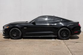 2017 Ford Mustang - Image 15