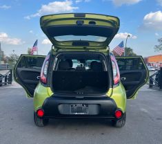 2014 KIA SOUL WAGON GREEN AUTOMATIC -  V & B Auto Sales