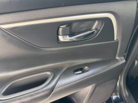 2017 NISSAN ALTIMA SEDAN 4-CYL, 2.5 LITER 2.5 SV SEDAN 4D