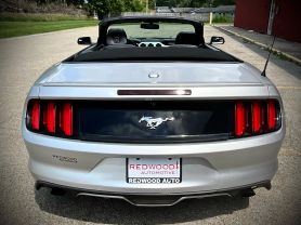 2015 Ford Mustang - Image 4