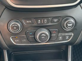 2020 JEEP CHEROKEE SUV 4-CYL, ZERO EVAP, 2.4 LITER LATITUDE PLUS SPORT UTILITY 4D at T&T Repairables - used car dealership in Spencer, Indiana.