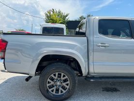 2021 TOYOTA TACOMA DOUBLE CAB PICKUP V6, 3.5 LITER SR5 PICKUP 4D 5 FT