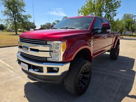 2017 FORD F250 SUPER DUTY CREW CAB PICKUP V8, TURBO DIESEL, 6.7L LARIAT PICKUP 4D 6 3/4 FT