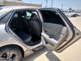 2022 HYUNDAI ELANTRA SEDAN 4-CYL, 2.0 LITER SEL SEDAN 4D at Motors On Wheels - used car dealership in Houston, Texas.