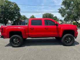 2016 CHEVROLET SILVERADO 1500 CREW CAB PICKUP V8, ECOTEC3, 5.3 LITER Z71 LT PICKUP 4D 5 3/4 FT