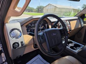 2011 FORD F250 SUPER DUTY CREW CAB PICKUP V8, TURBO DIESEL, 6.7L LARIAT PICKUP 4D 6 3/4 FT