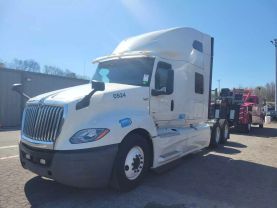 2018 INTERNATIONAL LT - - LT625