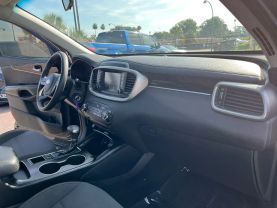 2019 KIA SORENTO SUV - AUTOMATIC -  V & B Auto Sales