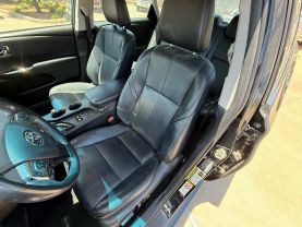 2016 TOYOTA AVALON SEDAN V6, 3.5 LITER XLE PREMIUM SEDAN 4D