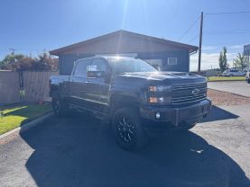 2018 CHEVROLET SILVERADO 3500 HD CREW CAB PICKUP V8, TURBO DSL, 6.6L LTZ PICKUP 4D 6 1/2 FT