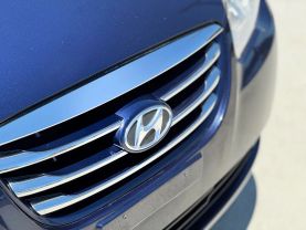 2010 HYUNDAI ELANTRA SEDAN 4-CYL, 2.0 LITER GLS SEDAN 4D