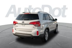 2015 KIA SORENTO SUV 4-CYL, GDI, 2.4 LITER LX SPORT UTILITY 4D