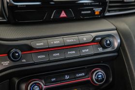 2019 HYUNDAI VELOSTER COUPE 4-CYL, 2.0 LITER 2.0 PREMIUM COUPE 3D