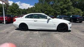 2011 Bmw 3 Series - Image 4