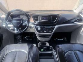 2017 CHRYSLER PACIFICA VAN V6, 3.6 LITER TOURING-L MINIVAN 4D