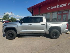 2022 TOYOTA TUNDRA CREWMAX PICKUP V6, I-FORCE, TWIN TURBO, 3.5 LITER SR5 PICKUP 4D 5 1/2 FT