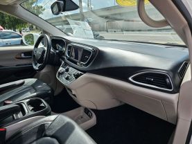 2018 CHRYSLER PACIFICA VAN V6, 3.6 LITER TOURING L MINIVAN 4D