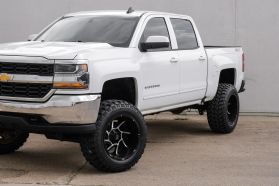 2018 Chevrolet Silverado 1500 Crew Cab - Image 6