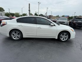 2011 NISSAN ALTIMA