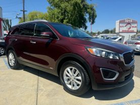 2017 KIA SORENTO SUV 4-CYL, GDI, 2.4 LITER LX SPORT UTILITY 4D