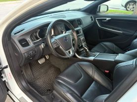 2017 VOLVO S60