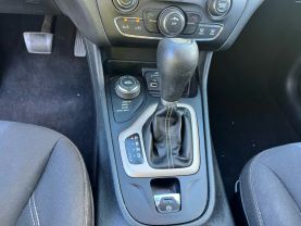 2016 JEEP CHEROKEE SUV V6, 3.2 LITER LATITUDE SPORT UTILITY 4D