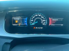 2016 Ford Taurus - Image 26