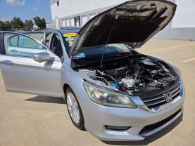 2014 Honda Accord - Image 10