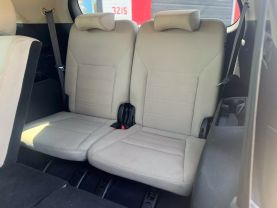 2017 KIA SORENTO SUV 4-CYL, GDI, 2.4 LITER LX SPORT UTILITY 4D