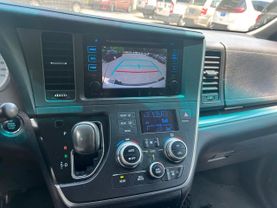 2015 TOYOTA SIENNA VAN V6, 3.5 LITER SE PREMIUM MINIVAN 4D