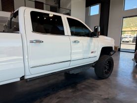 2017 CHEVROLET SILVERADO 2500 HD CREW CAB PICKUP V8, TURBO DIESEL, 6.6 LITER LTZ PICKUP 4D 6 1/2 FT
