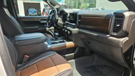 2023 Chevrolet Silverado 1500 Crew Cab - Image 8