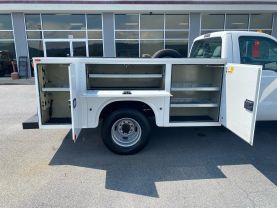 2015 FORD F350 SUPER DUTY REGULAR CAB 9FT KNAPHEIDE SERVICE BED TRUCK SERVICE/UTILITY TRUCKS V8, 6.2 LITER XL 2D - Eddies Auto Sales
