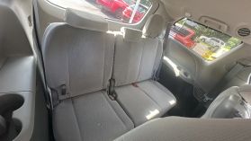 2017 Toyota Sienna - Image 25