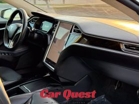 2016 Tesla Model S - Image 18