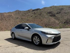 2025 TOYOTA CAMRY SEDAN 4-CYL, HYBRID, 2.5 LITER LE SEDAN 4D