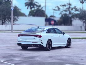 2022 KIA K5