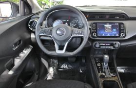 2021 NISSAN KICKS