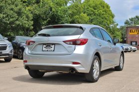 2017 MAZDA MAZDA3