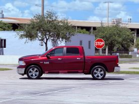 2017 RAM 1500 CREW CAB