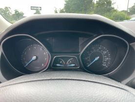 2017 Ford Focus - Image 11