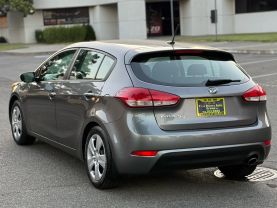 2016 KIA FORTE5 HATCHBACK 4-CYL, GDI, 2.0 LITER LX HATCHBACK 4D