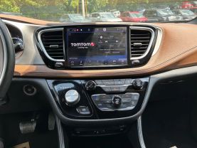 2021 CHRYSLER PACIFICA HYBRID VAN V6, HYBRID, 3.6 LITER LIMITED VAN 4D at T&T Repairables - used car dealership in Spencer, Indiana.